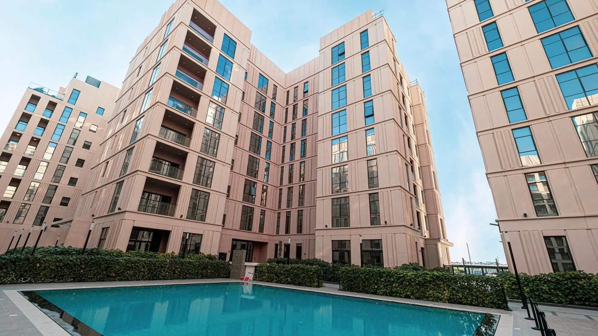 1Br The Sapphire By Bluecloud Holidays Sharjah United Arab Emirates