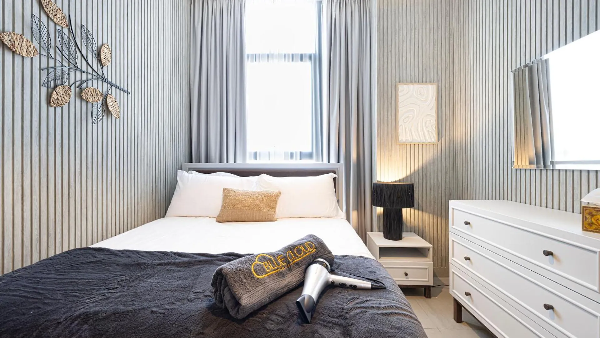 1Br The Sapphire By Bluecloud Holidays Sharjah Apartment